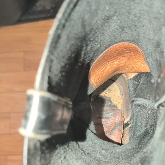 Black Leather Boots - Picture 12 of 16